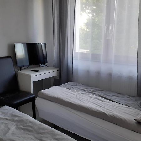 Komfort Kwatera Blizne Laszczynskiego Экстерьер фото